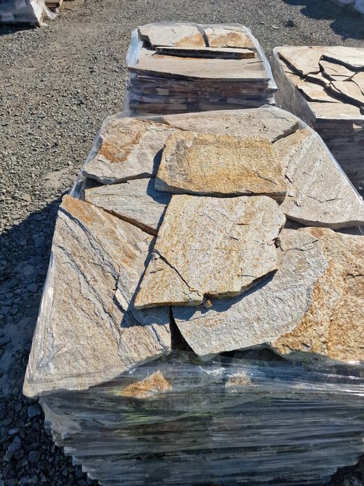Travertin si Piatra Naturala pentru Placat si Pavat – Livrare Nationala