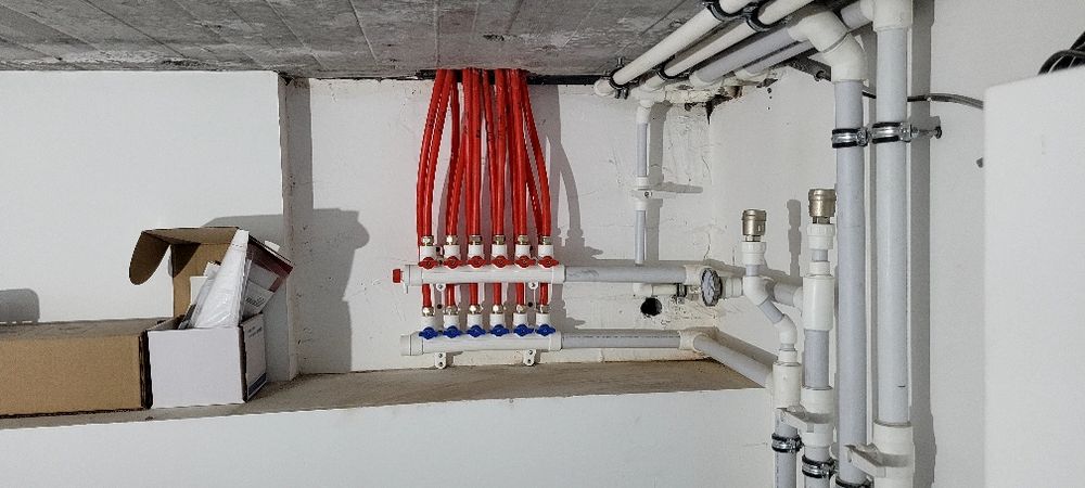 santexnika ataplena tyopliy pol mantaj duxkonturniy katyol remont