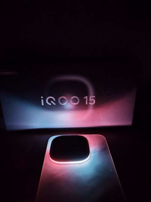 Iqoo 15 на гарантии
