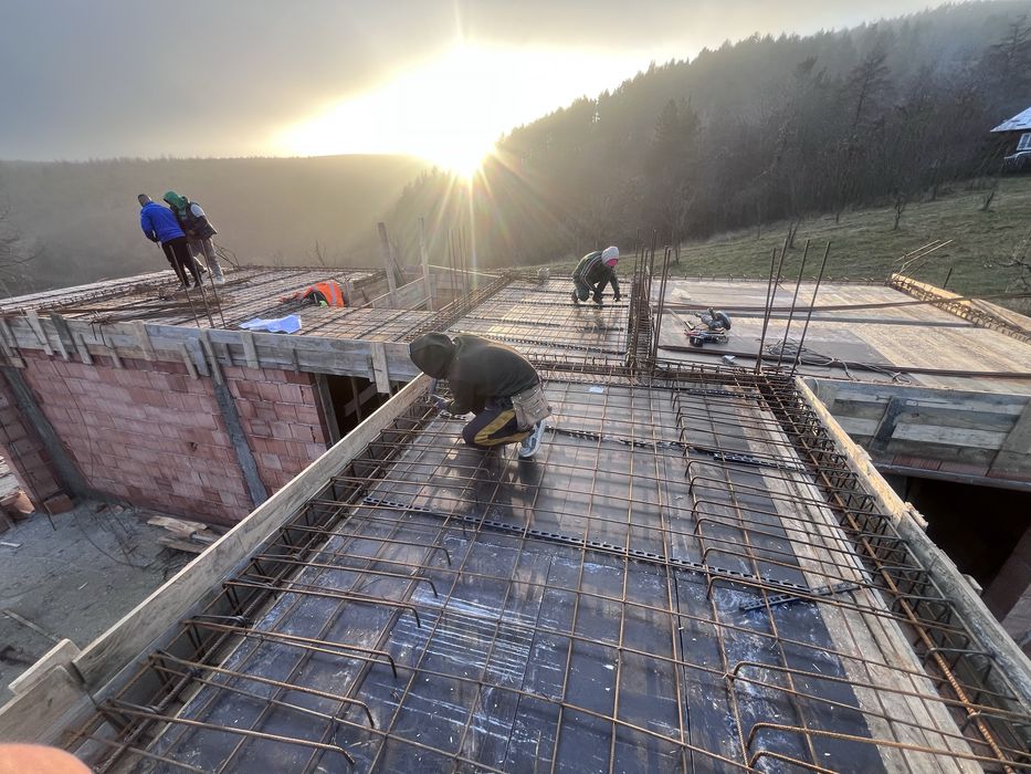 Firma de constructii .