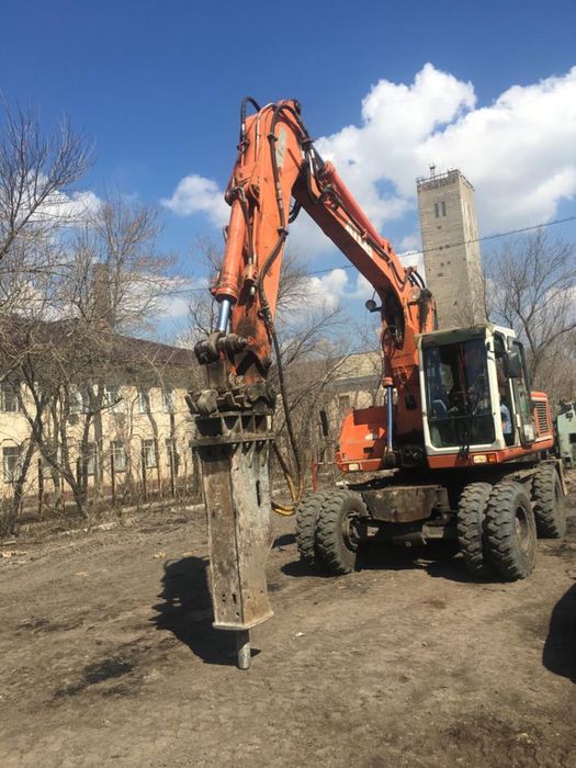 Услуги экскаватора гидромолот