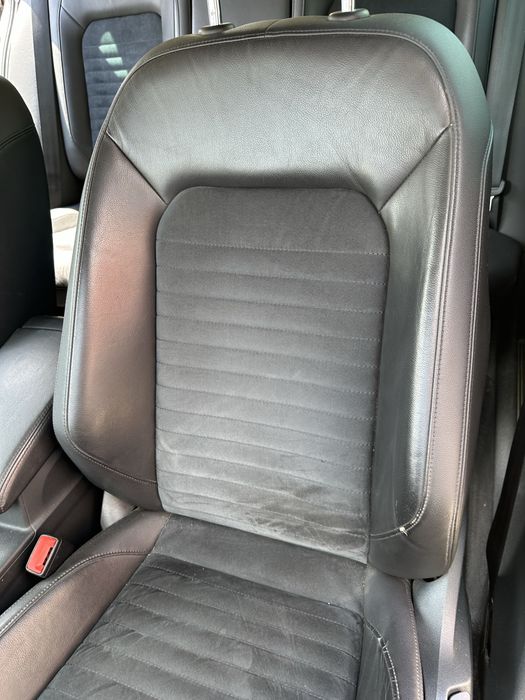 Interior complet piele Vw Passat B8 break 2016 alcantara incalzire scaune bancheta cotiera fete usi Vw Passat B8 1.4 TSI GTE PLUGIN HYBRID