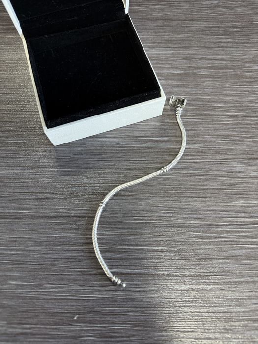 Браслет PANDORA с шармами