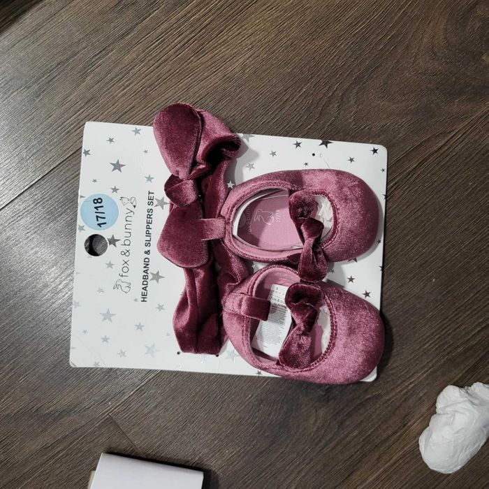 Promotie - Hainute si incaltari pentru bebelusi noi noute