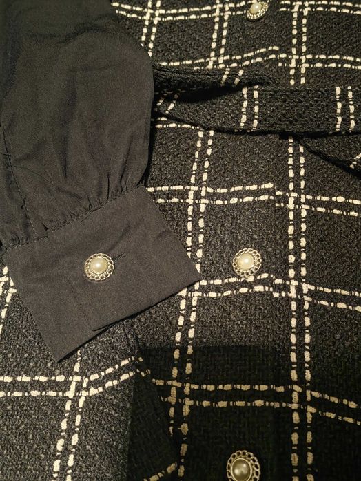 Дамска рокля букле Reserved