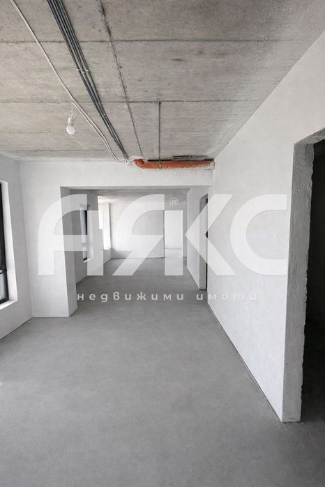 Дава се под наем Офис в София, Малинова долина - 167 кв.м за 997.05 € - Снимка #2