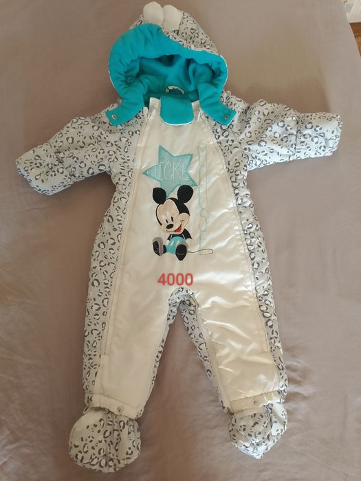 Продам детские комбинезоны