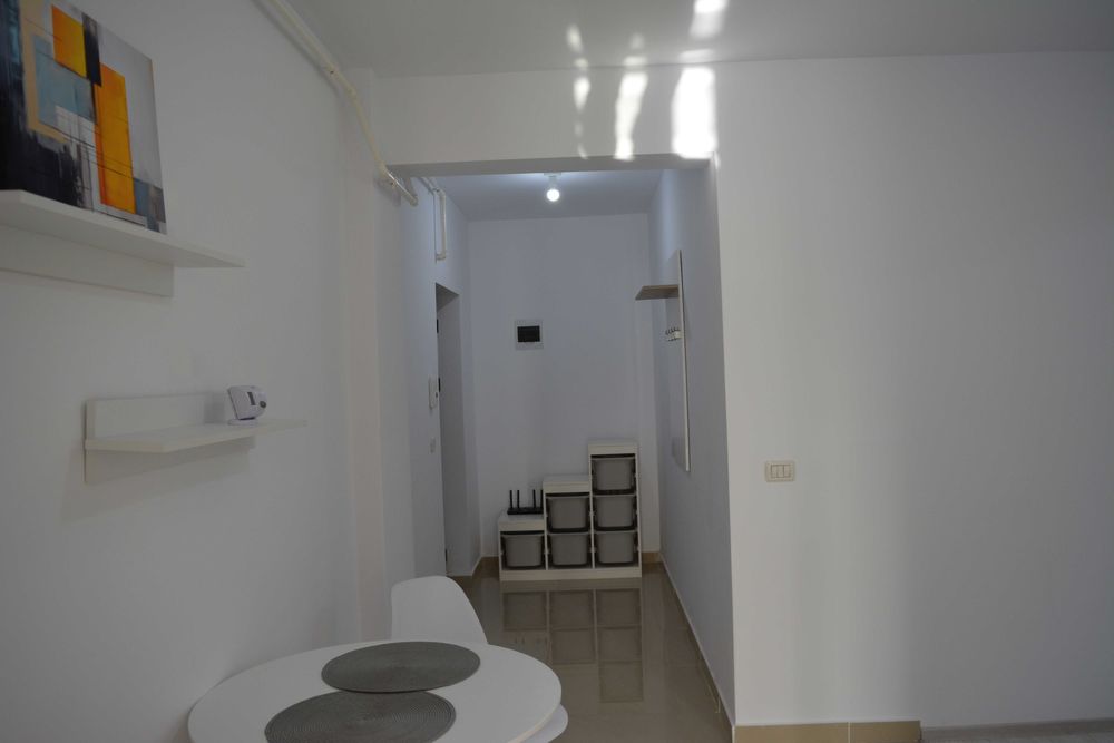 Proprietar inchiriez apartament cu 2 camere -  Pacurari-Valea lupului