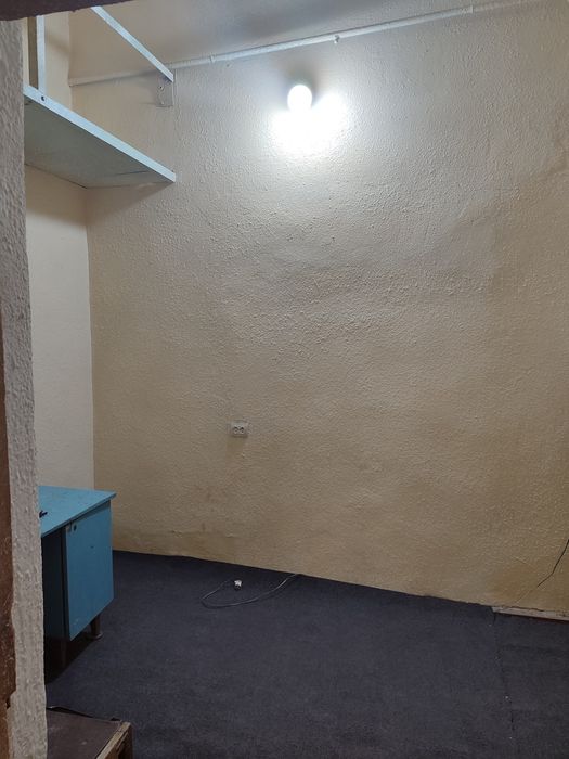 Яшнабад. 1 ком. Двор