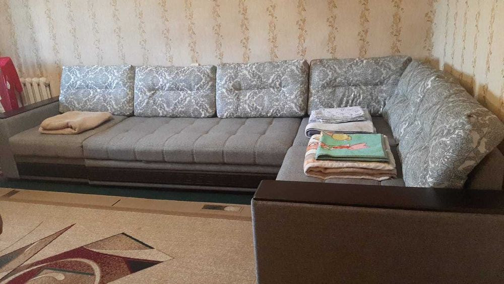 Продам диван в отличном сотояний