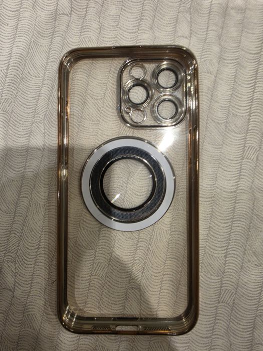 iPhone 15 Pro Max 256GB черен + 7-8 кейса