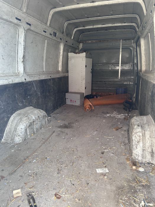 Transport moluz mobila veche debarasari apartamente deseuri