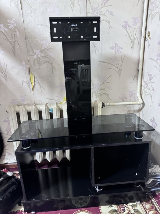 Подставка сотаман арзон нархда. Узунлиги 60*90.