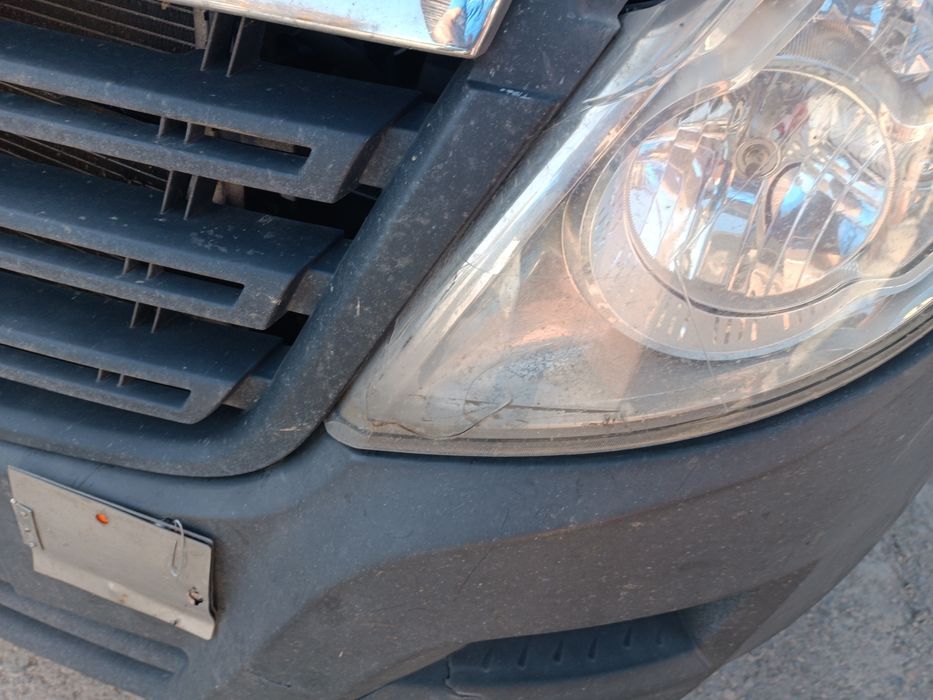 Продавам Опел Мовано на части