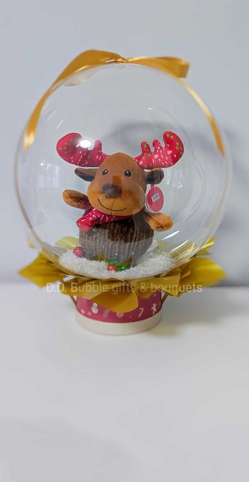 Подаръчна кутия с кристален балон и цветя, бонбони, плюшена играчка