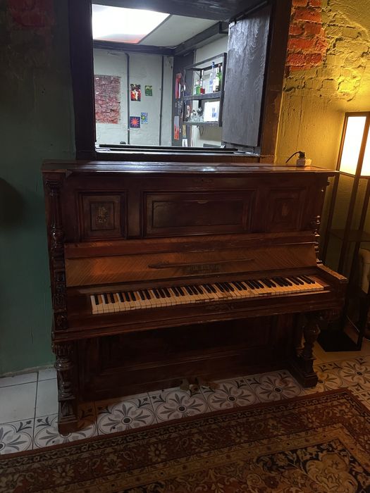 Пианино 19 века