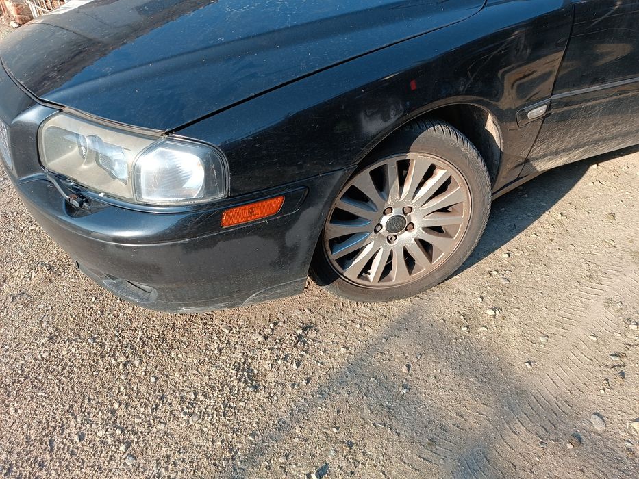 Продавам Волво s 80 на части