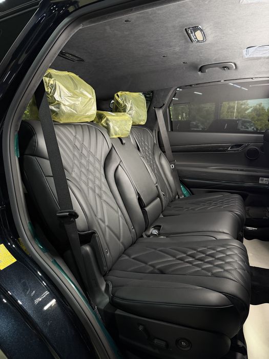 Genesis GV80 (Full option) night series