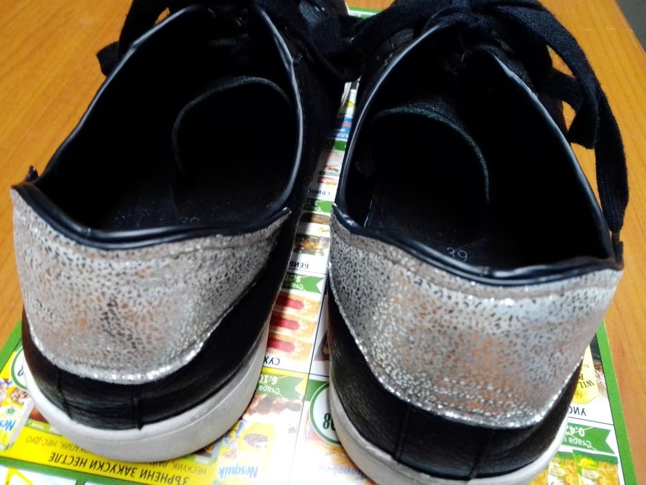 Маратонки,JO MERCER,оригинални.