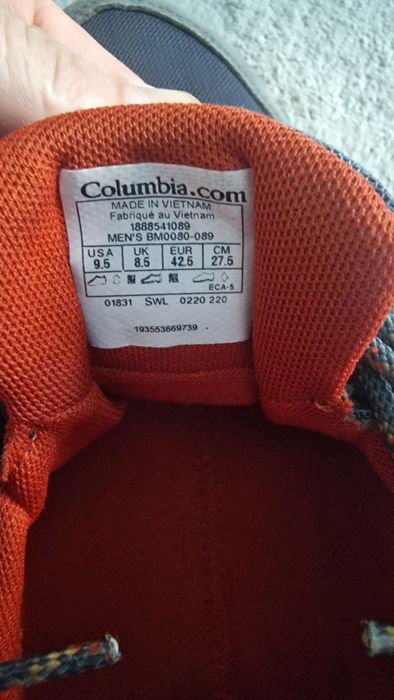Adidasi Columbia
