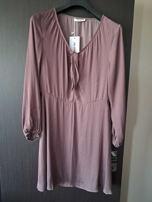 Нова маркова копринена рокля