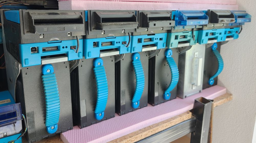 Vând lot Bill acceptor uba 10 complet