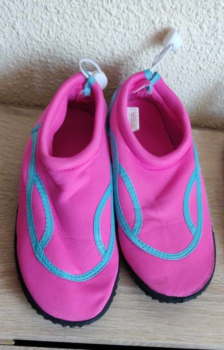 Încălțăminte de apă,Mar.33