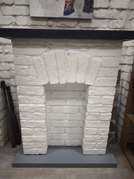 Новогодний камин-декор: тепло без огня