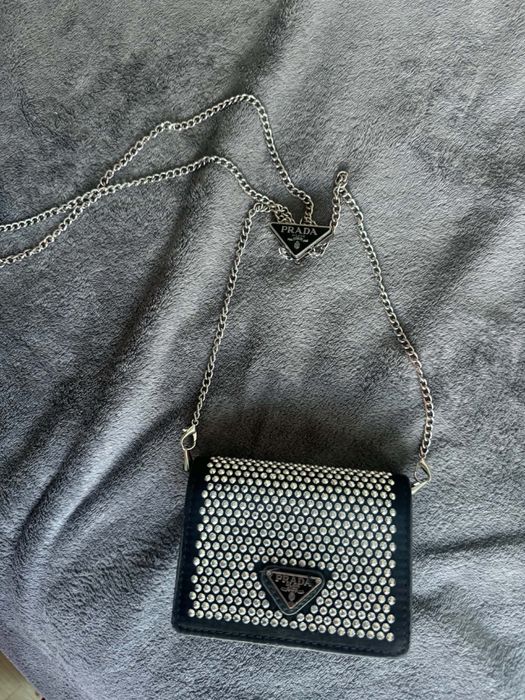 Уникална prada мини чантичка