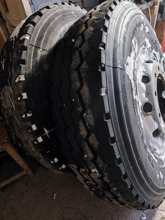 Продам два баллона на грузовую с Дисками.