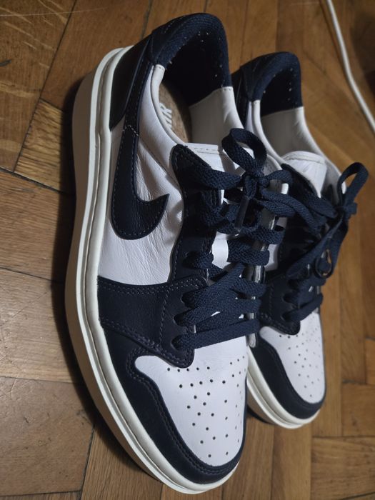 Adidași Jordan Nike