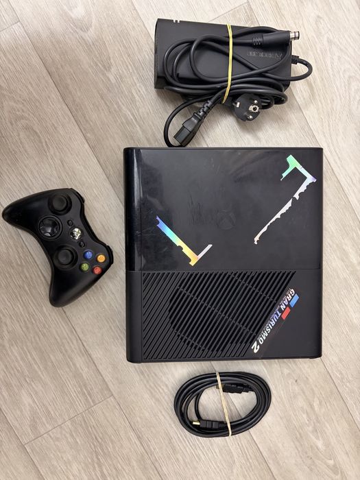 Иксбокс 360 е 250gb