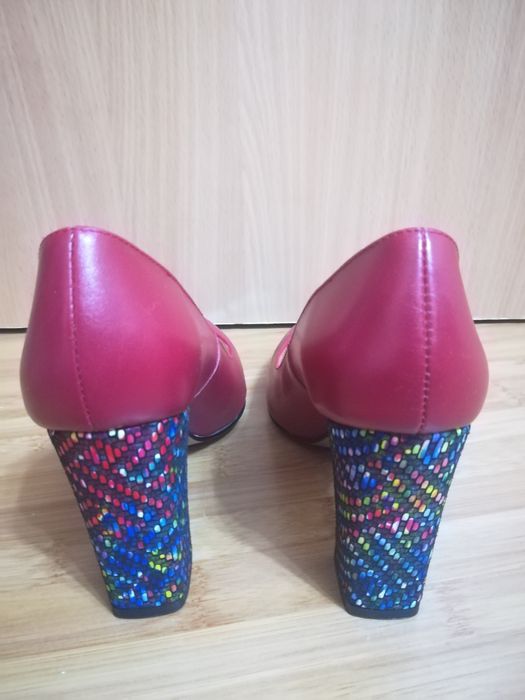 Pantofi  Coryllus mărimea 36 din piele naturala