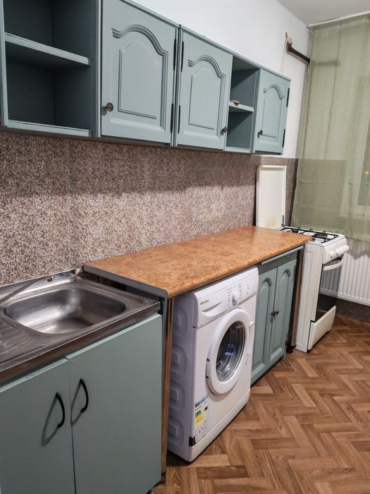 Garsoniera de închiriat