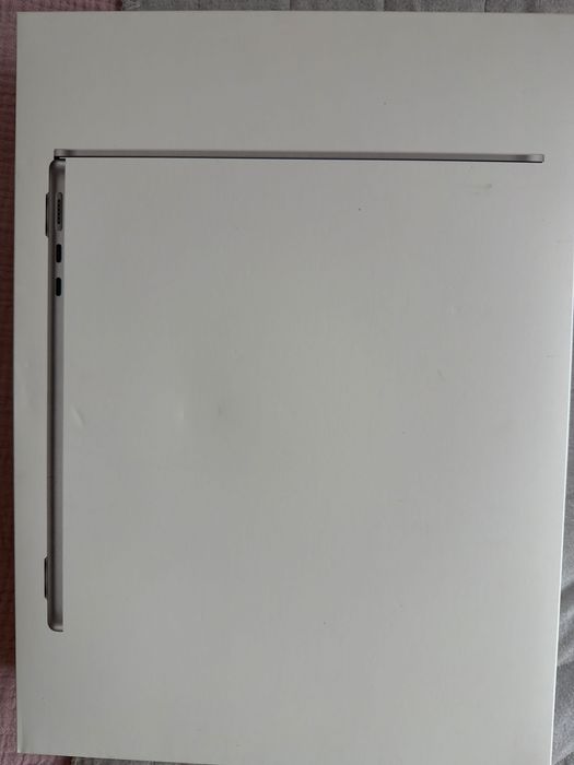 13“ McBook Air със М3 Chip