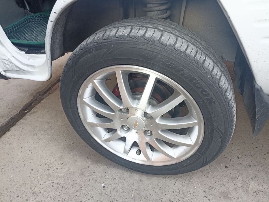 Оптра 15 185 га 55 балон Билан дамасга бирга Бир тушади абен корметалг