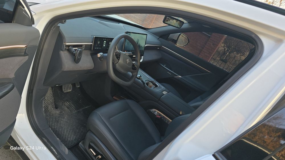 Dongfeng ep 008 hybrid