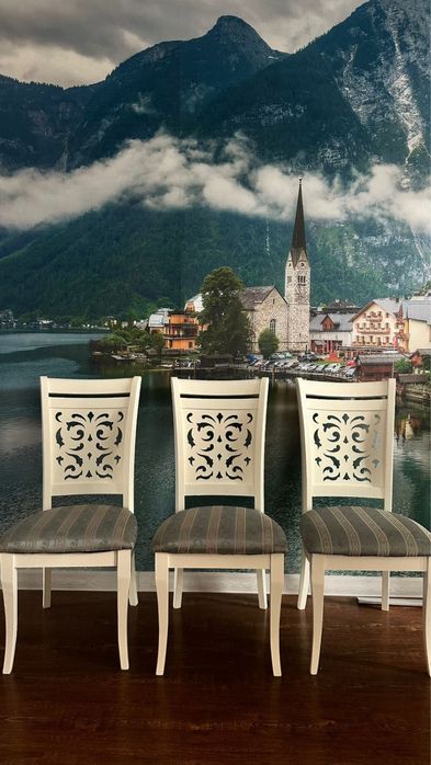 Продаются стулья малайзия