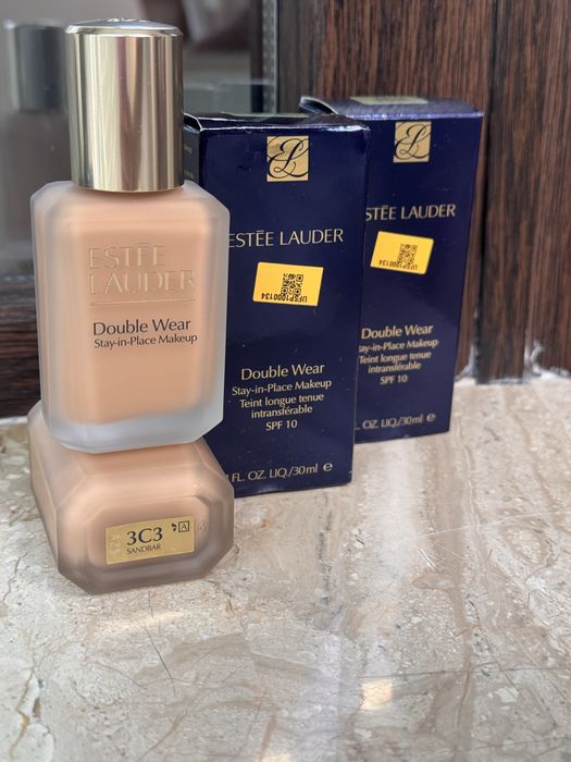 Фондьотен Estee Lauder Double Wear 4N2 и 3C3