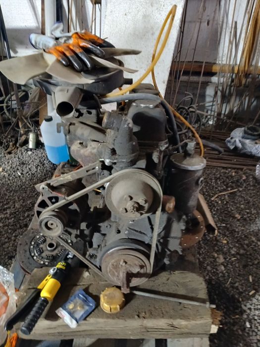 Продам двигатель на Волгу  Газ
