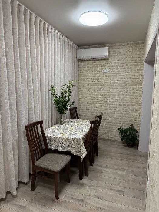 Продаётся 3/1/5  на Миробад. ЗАГС