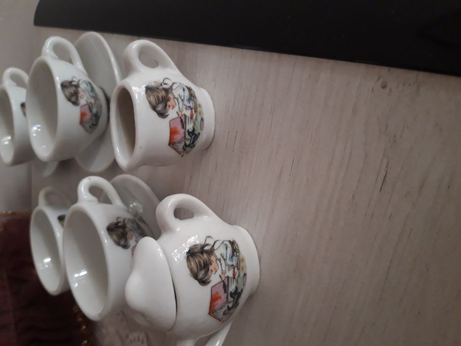 Мини порцеланов японски сервиз