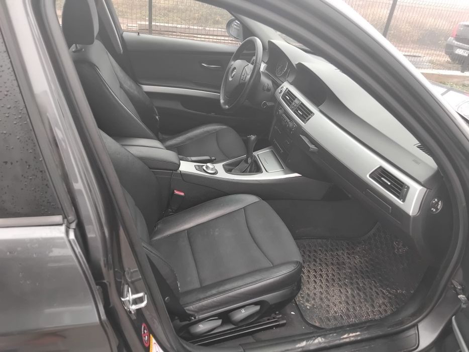 BMW 320 foarte îngrijit