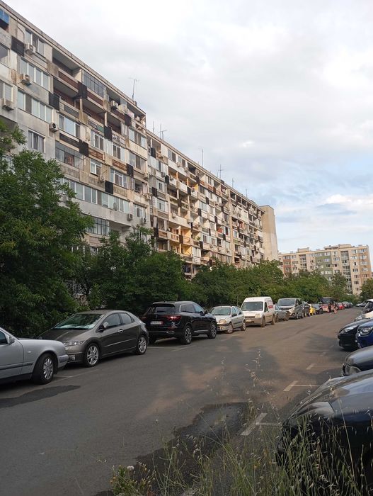 Продава се Двустаен апартамент в Бургас, Изгрев - 46 кв.м за 1761 €/кв.м - Снимка #4
