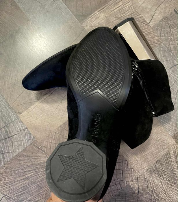 Боти Bershka размер 36