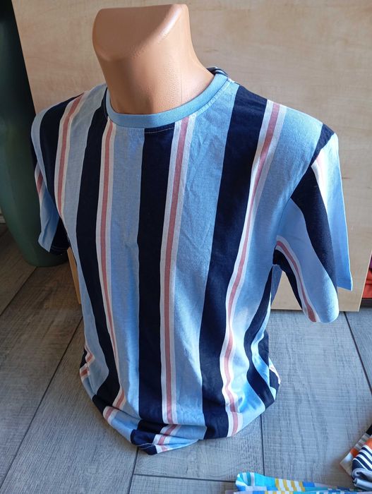 Нови Мъжки блузи къс ръкав