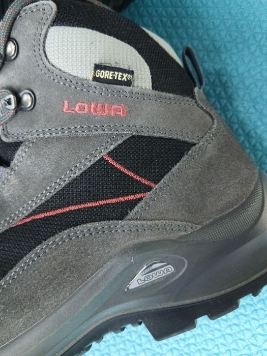 Ghete Lowa Goretex mar 40