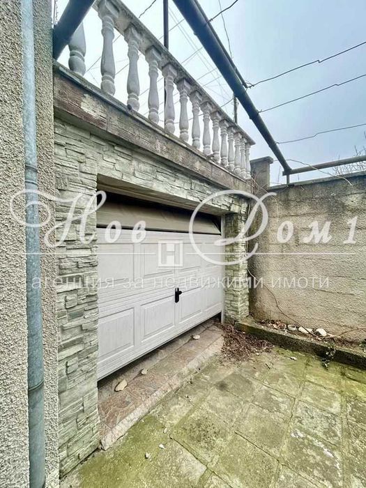 Продава се Къща в Варна, Галата - 380 кв.м за 843 €/кв.м - Снимка #2