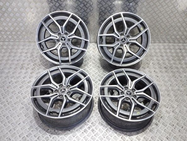 Диски с резиной R19 AMG