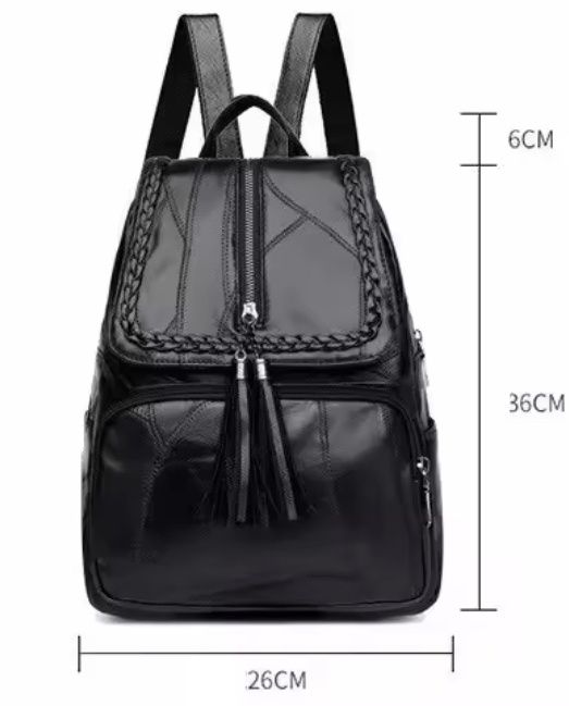 Елегантна дамска раница от еко кожа с модерен дизайн